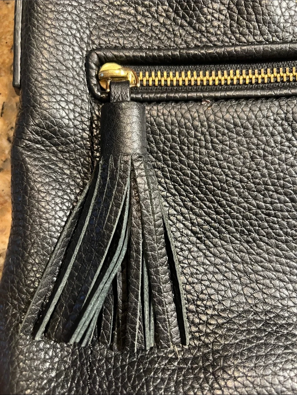 Kate Spade Chester St Dessi crossbody bag black pebbled leather